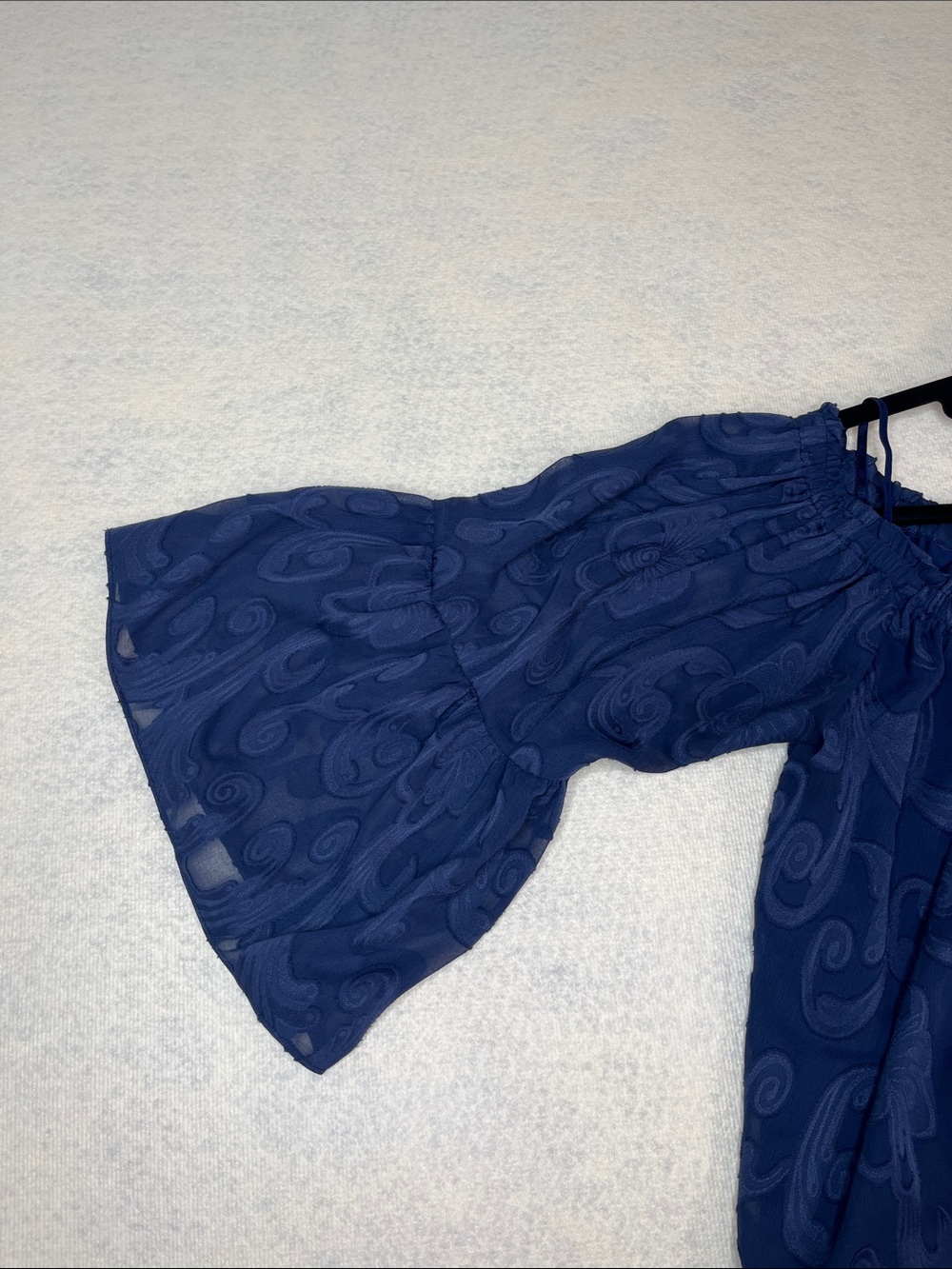 Lily Pulitzer-“Nevie” Women's Navy Off-Shoulder Textured Blouse-XL - Picture 2 of 6